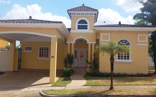 Panama City Spacious House region panama realty panama city house for sale 1
