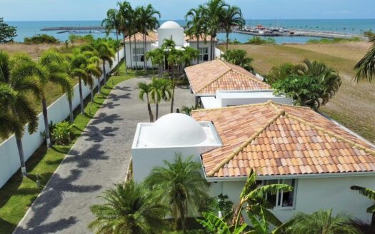 San Carlos Vistamar Oceanfront 9 - Beach front house Panama region panama realty 1