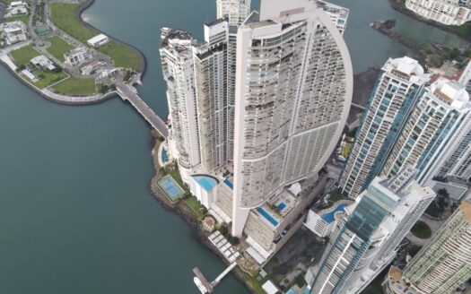 Ocean Club (Former Trump Tower) investment opportunity region panama real estate panama condo for sale 1