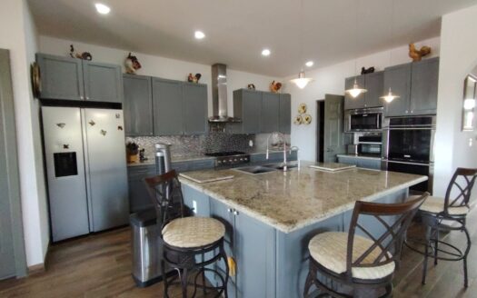 Chame Spacious Villa near Coronado Beach